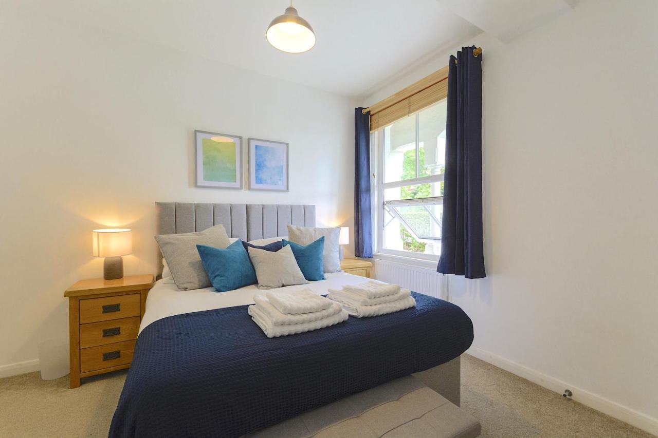 Crescent House Apartments تيلفورد المظهر الخارجي الصورة