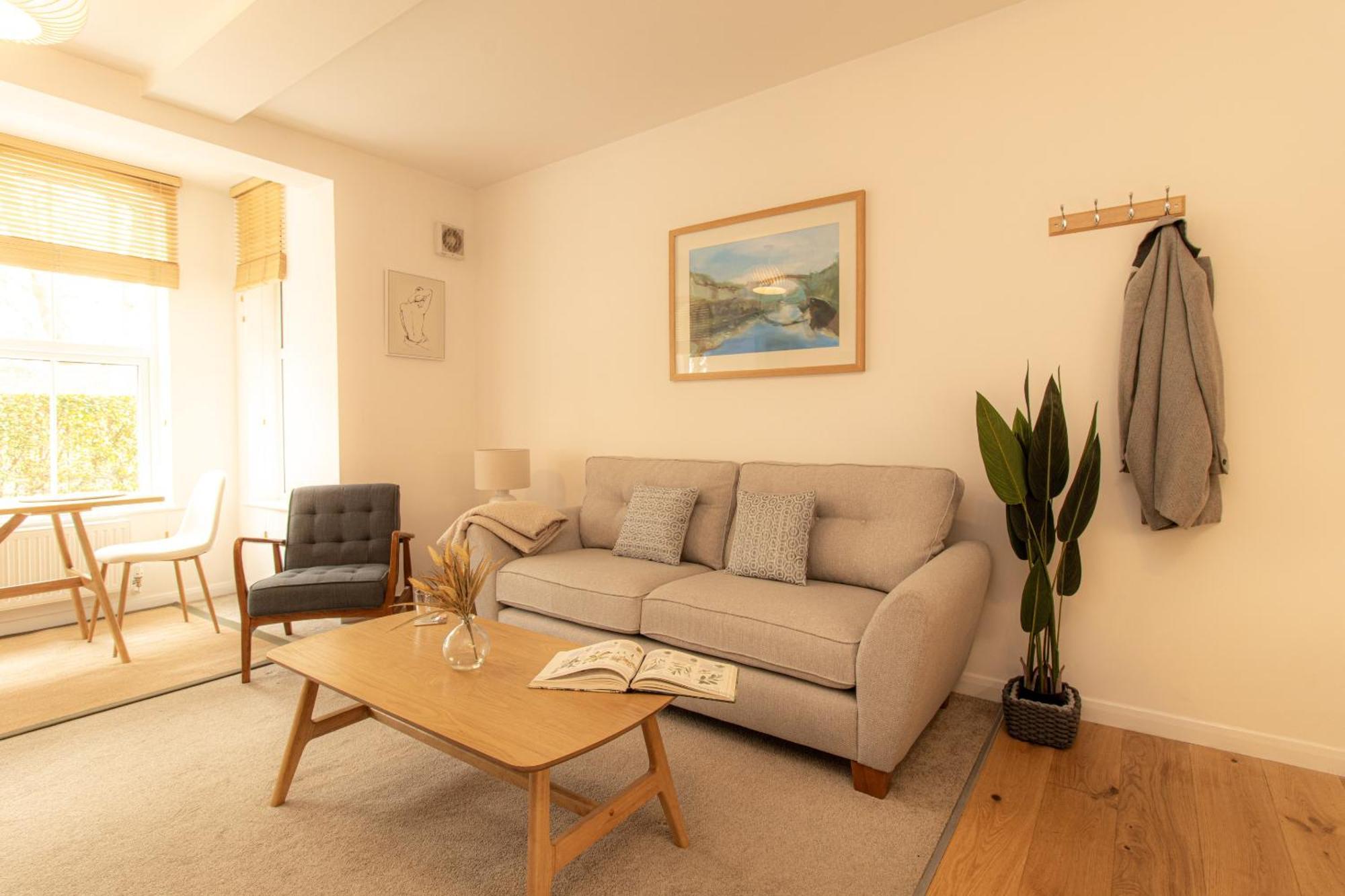 Crescent House Apartments تيلفورد الغرفة الصورة